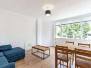 A 3 bedroom flat in Balham