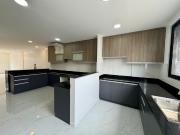 A 3 Car Garage in Teachers Village, Quezon City? Yes, It...