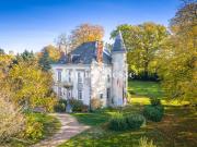 À 40 min au nord de Limoges, en lisière de village, dans...