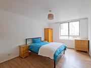 A 4 Bed Maisonette Moments From Archway Station