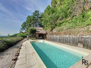 A 5 minutes d’un village avec tous les commerces, une...