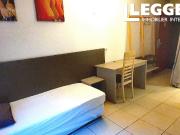A 5 minutes d'Aix en Provence, studio en rdc avec... A 5 minutes d'Aix en Provence, studio en rdc avec...