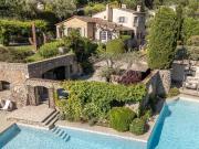 A 5 minutes de Mougins Charmant mas provencal 290m²...