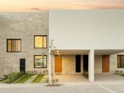 A 5 MINUTOS DE PLAZA ANTEA QRO CASA SOPHIA B E1