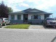 A & B 9507 104 Avenue, Grande Prairie, AB, T8V 1E2 house...