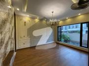 A beautiful 10 marla house for sale in rafi block sector...