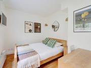 a beautiful 52m² apartment on the 1st floor with elevator