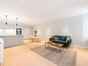 A beautiful one bedroom flat situated on the fourth...