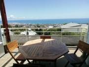 À Bois De Nefles, Appartement 2 pièces meublé avec vue mer