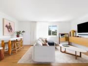 A Boutique Designer Home, Sunshine, Space And Views...