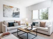 A bright, family friendly three bedroom flat in the...