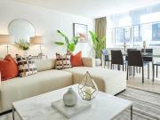 A Bright First Floor Apartment in Kensington with Terrace