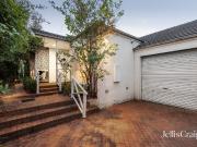 A bright hideaway with cafe convenience