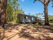 PRIVATE RETREAT WITH BEAUTIFUL VIEWS!