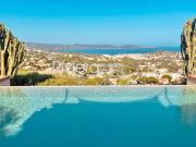À Cavalaire Sur Mer, Villa 5 Chambres avec Piscine et Vue ME