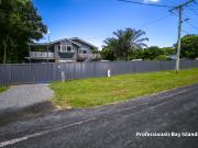 A CHARMER IN CITRON!