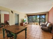 A Charming Beachside Retreat in the Heart of Mermaid Beach