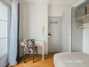 a charming studio in the 4th arrondissement of Paris