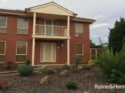 A Classic 4Br 2L Family Home in Hoppers Crossing!