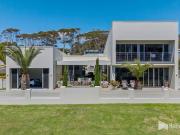 A Coastal Entertainers Dream in Sought After Coles...