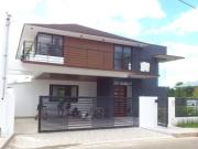 A CONTEMPORARY HOUSE & LOT IN NEOPOLITAN BRITTANY FAIRVIEW