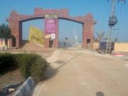 A corner 200 Gaz plot for sale at Golden town bypass...