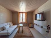 6 bedroom villa, pool & jacuzzis, 15mn from Nyon station...