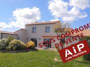 A DEUX PAS DES HERBIERS CENTRE VILLE ! BELLE MAISON 4... A DEUX PAS DES HERBIERS CENTRE VILLE ! BELLE MAISON 4...