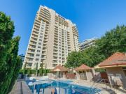 A Distinguished Parkside Residence with Uninterrupted... A Distinguished Parkside Residence with Uninterrupted...