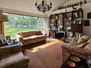 A&F1409 SE VENDE EXCELENTE CASA FRENTE A PARQUE VISTA...