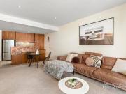 A fabulous first floor escape in 'Atlantis'