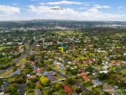 A Family Classic Low Maintenance, Easy Living In A...