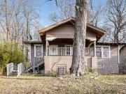 A Fresh Start in a Beautifully Remodeled Home –...
