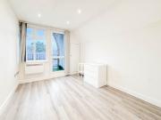 A gorgeous 2 bedroom property is is offered for re