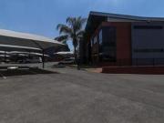 a grade commercial premises on the m.