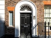 A Grade II Listed townhouse of approximately 3,960...