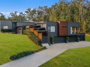 A Grand Scale 7 Bedroom Estate Backing Nature Reserve