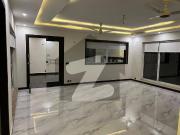 A Grand Statement Of Luxury One Kanal Almost Brand New...