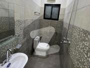 A Great Choice For A Prime Location 2 Marla Flat...