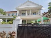 A Highly Sort After Neighbourhood Bungalow House in...