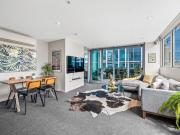 A Light Filled Sanctuary in the Heart of Melbourne