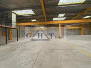 A LOUER A LA VILLE DU BOIS UN ENTREPOT DE 1 240 M2