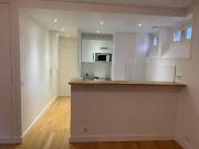 À louer, agréable studio de 36 m², idéalement situé Rue...