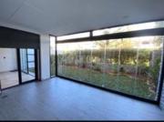 A louer tres joli studio meuble neuf a cfc