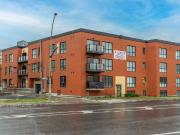 À louer / Appartement