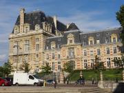 A LOUER APPARTEMENT 2 PIECES AVEC JARDIN PRIVATIF VERSAILLES