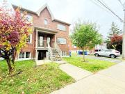 À louer / Appartement