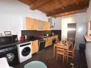 A LOUER APPARTEMENT MEUBLE EN COEUR DE VILLE