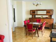 À louer – Appartement meublé lumineux avec garage, dans...
