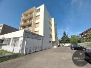 A LOUER AVIGNON 84000: T2 NON MEUBLE DERNIER ETAGE...